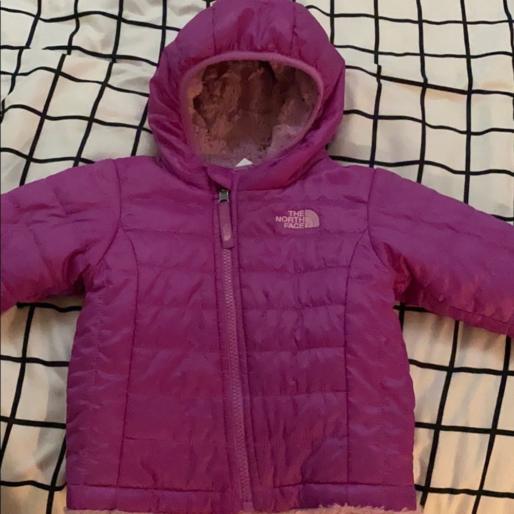 The North Face Reversible Jacket 6-12 months